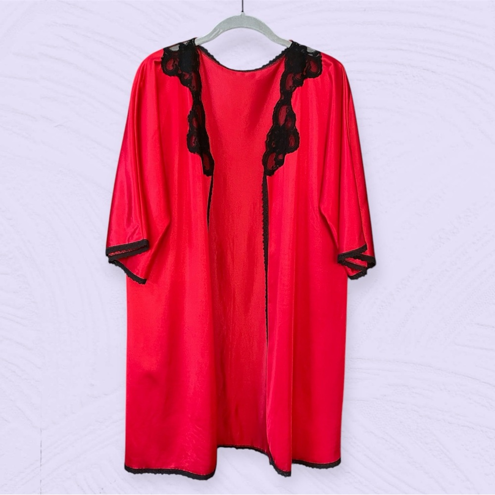 Vintage shiny silky red nylon and black lace duster lingerie sleepwear